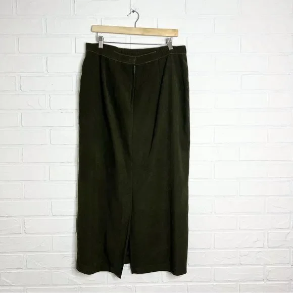 SOLD Vintage forest green maxi skirt 15 - Picture 3 of 10